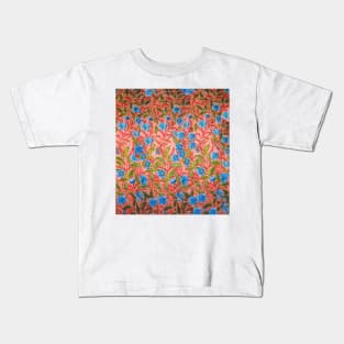 Small blue flowers with a carmine background. Kids T-Shirt